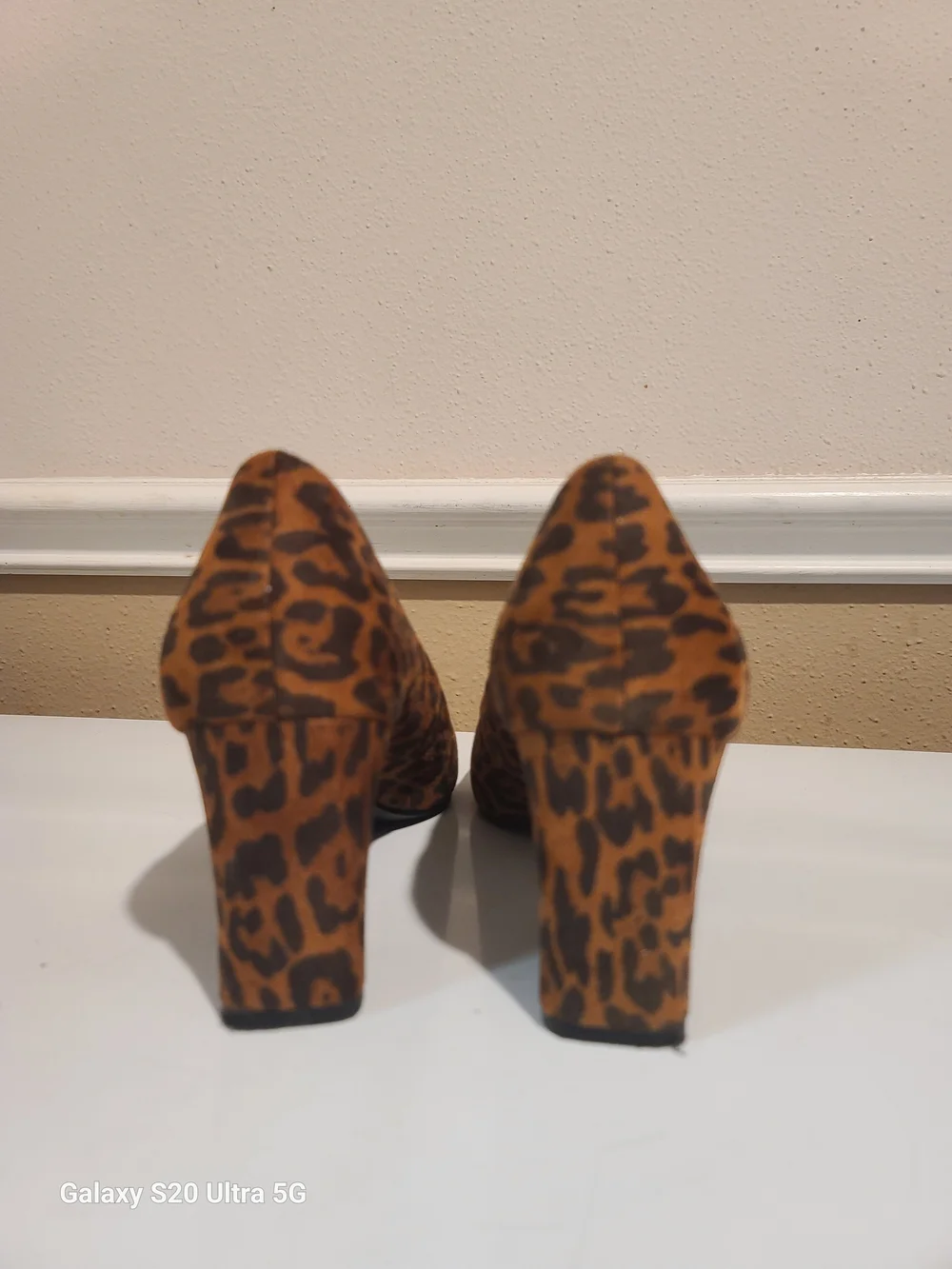 Kelly & Katie Leopard-Print Pointed Toe Pumps - Brown/Black